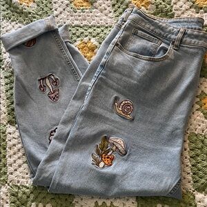 Hot Topic Light Blue Embroidered Jeans